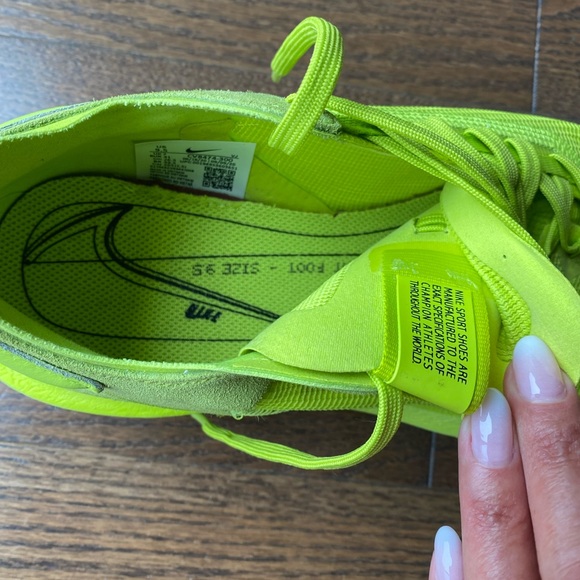 Nike Woman’s Zoom Double-Stacked 'Cyber’ - Picture 3 of 10